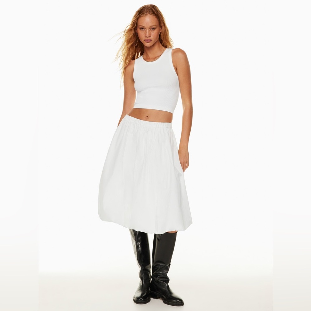 Aritzia bubbly bubbly skirt